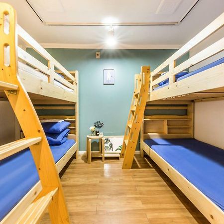 סיאול Sinchon Sisters Hostel מראה חיצוני תמונה